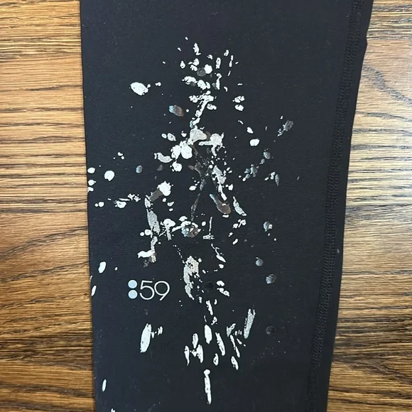 Adorable Splits59 Splatter Paint Cropped Legging - Picture 5 of 6